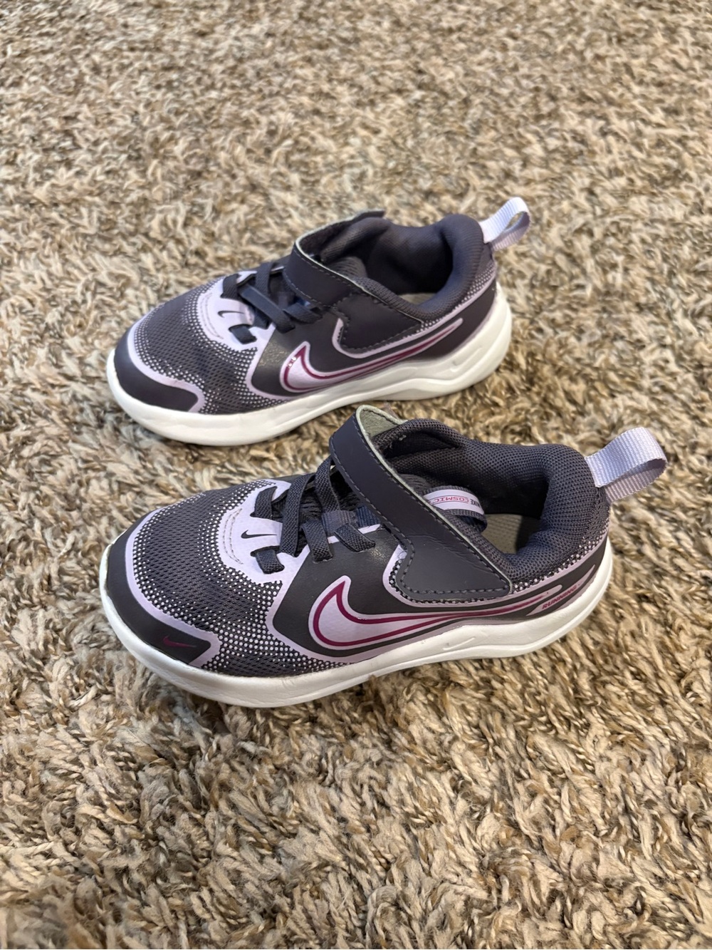 Nike Girls Running Sneakers Toddler Size 9 Black Purple Velcro